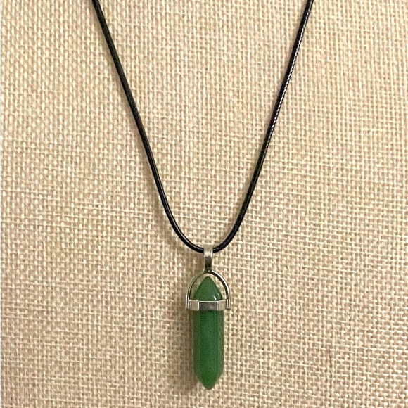 Hand Crafted Natural Stone/Crystal Pendant  Necklace Set Made By My Daughter - Picture 4 of 10